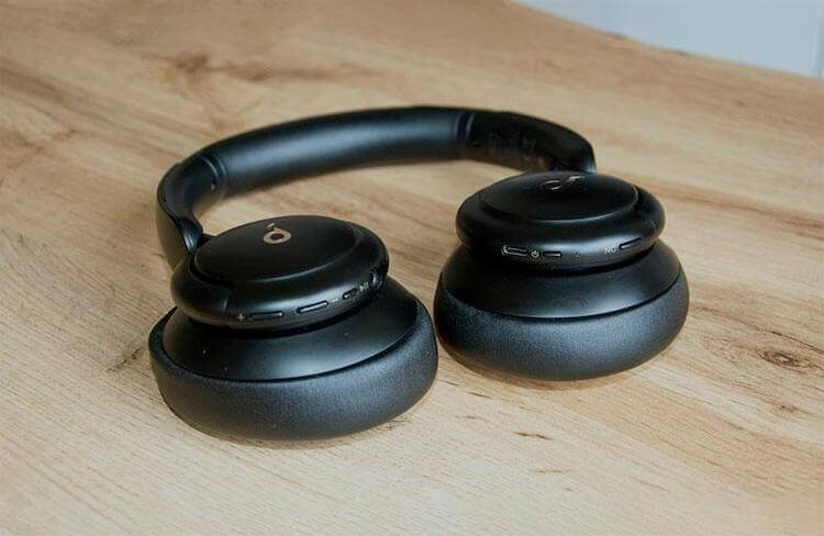    Anker Soundcore Life Q30