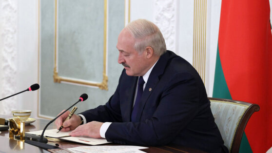    Лукашенко ратифицировал изменения в договор с РФ о ценах на газ Татьяна Сидорова
