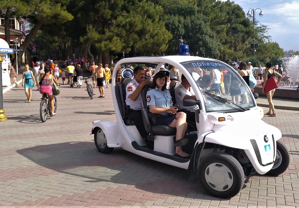 электромобиль 2014 год Геленджик 