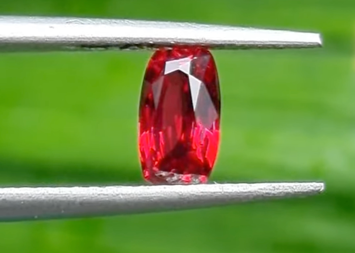 Красный сапфир. Бывает ли красный сапфир. Red Sapphire.