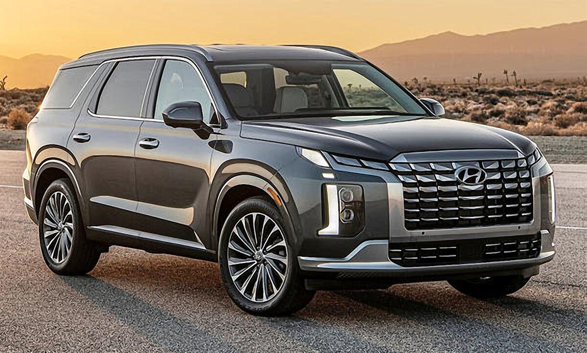 Hyundai Palisade это классический полноразмерный кроссовер с электроникой, но без электрификации, а потому сравнительно недорогой.