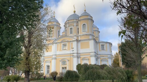 Санкт-Петербург. Прогулка по проспекту Добролюбова (часть 2)