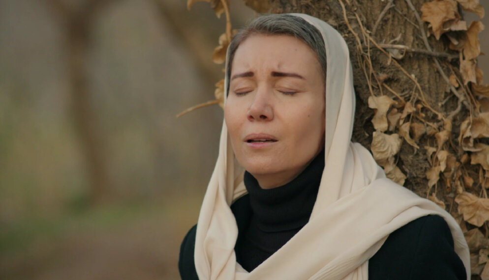 Актер сыгравший мирана в ветреном. Ветреный миран улыбается. Мама миран ветреный. Мама миран ветреный. Миран ветренный.