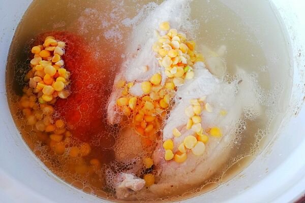 Гороховый суп с копченой курицей - пошаговый рецепт с фото на баштрен.рф
