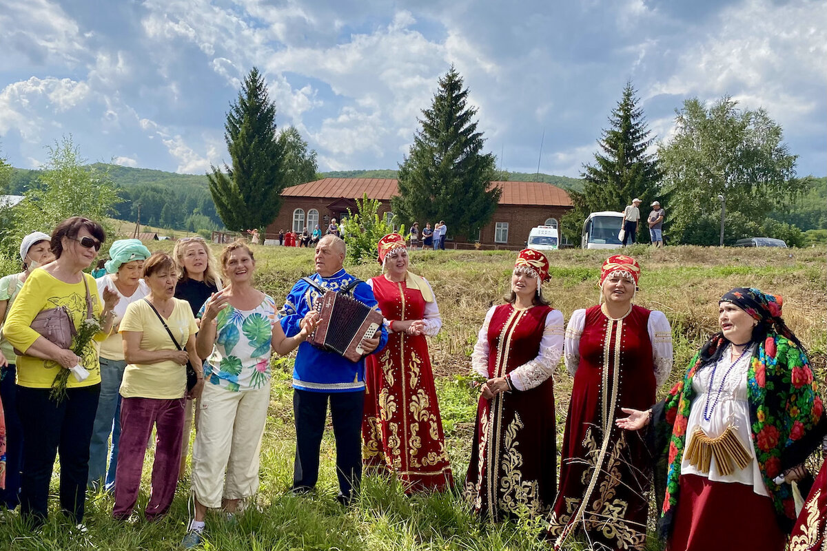 Жители республики старше 55 лет могут получить сертификат на две тысячи ...