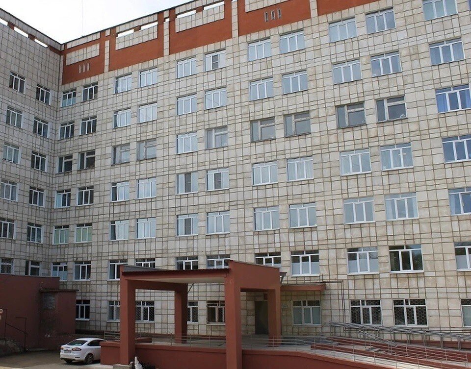     Дочь погибшего мужчины не верит, что он выпал из окна стационара. Фото: ГБУЗ ПК "Чайковская ЦГБ"/ВКонтакте.