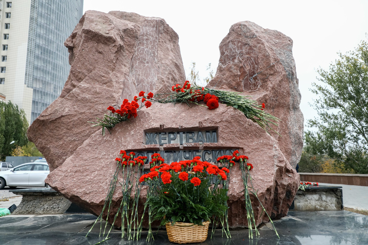 Разбор мифа об установке памятника товарищу Сталину в Волгограде