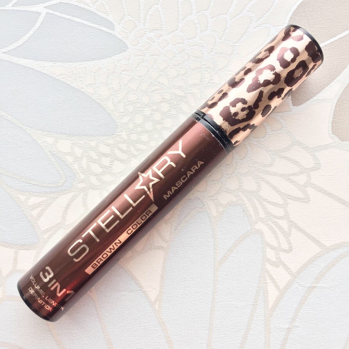 Stellary brown. Тушь стеллари Браун. Стеллари волюм Браун тушь. Stellary Wild Mascara, коричневая. Тушь Stellary Brown.