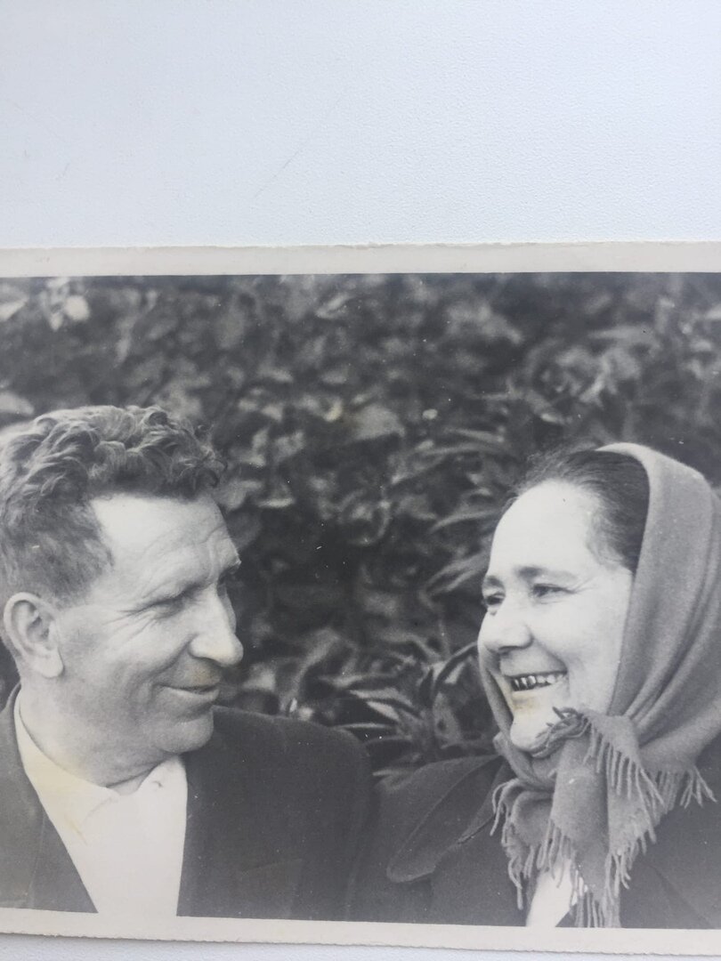 Николай Федорович  и Анна Павловна Голубевы, мои дедушка и бабушка.