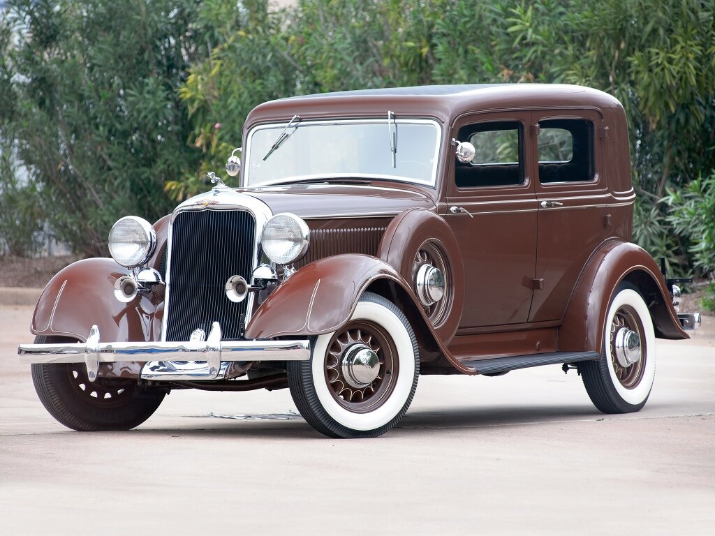 Dodge DP 4-door Salon Brougham (1933)