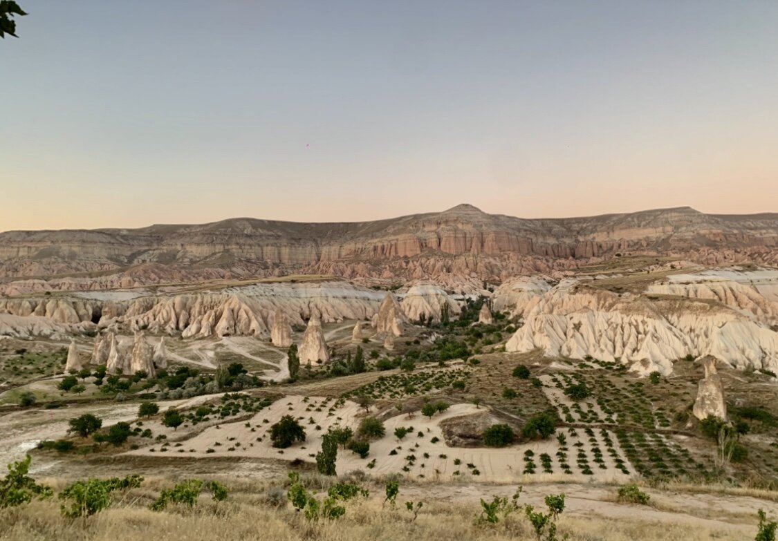 Встречали закат на одной из вершин 