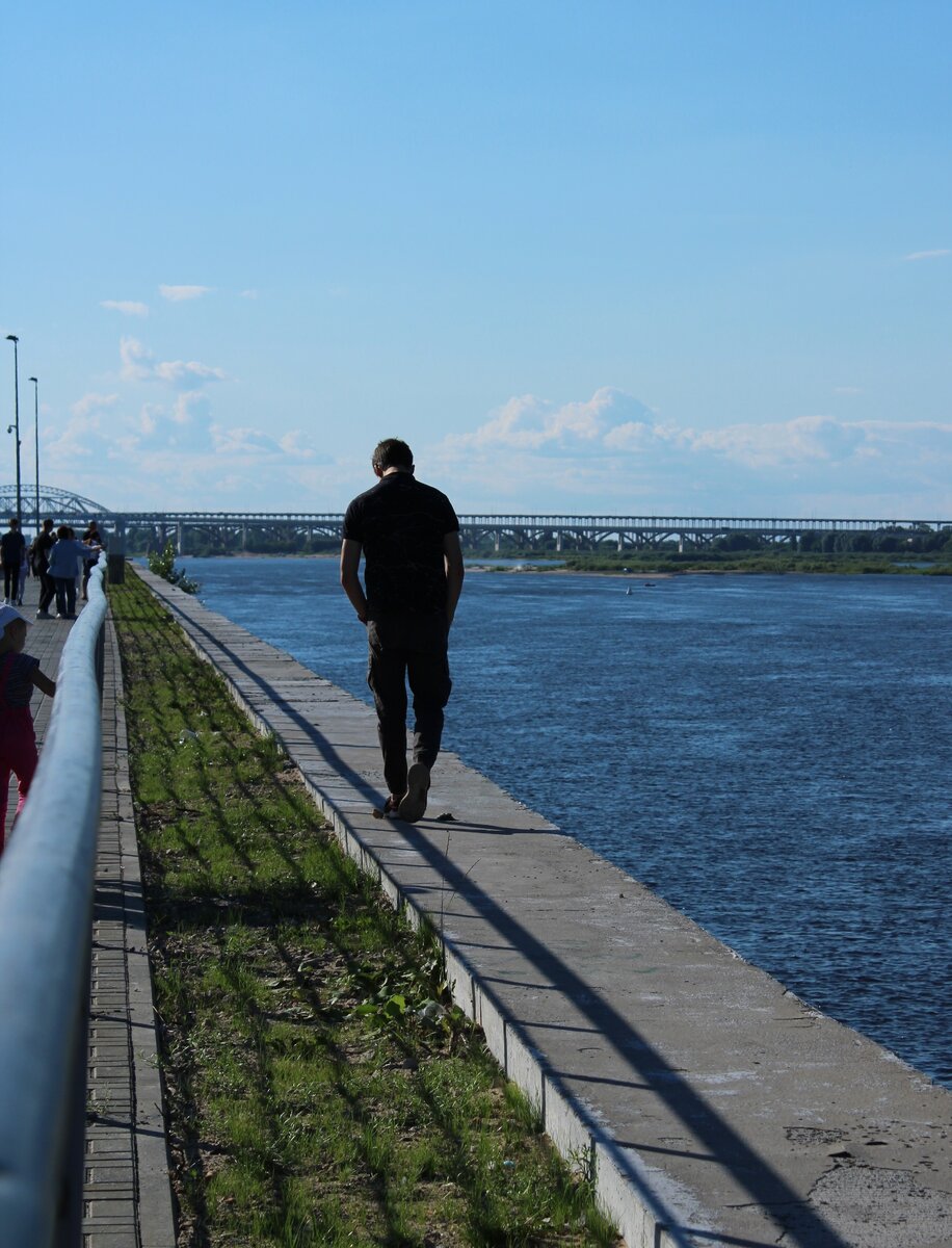 Волжская набережная Нижнего Новгорода: от Стрелки до Борского моста и  обратно | между прошлым и будущим | Дзен