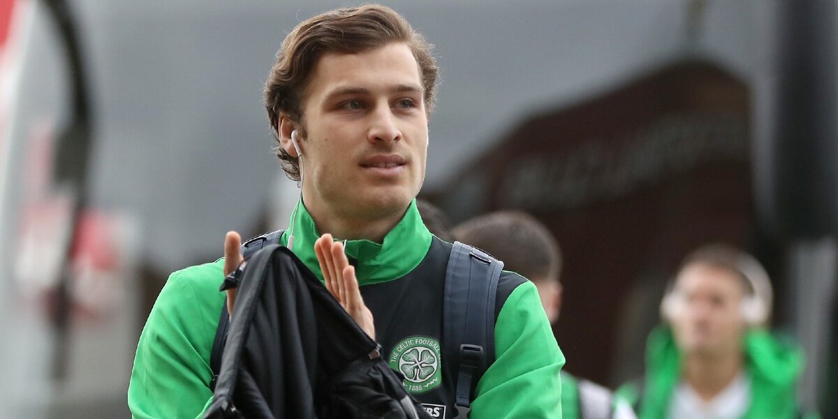 Футболист также успел поиграть в Шотландии за Селтик 