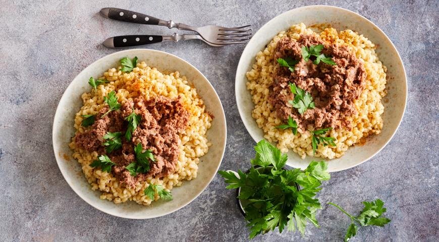 Перловая каша «по-флотски», специально www.gastronom.ru