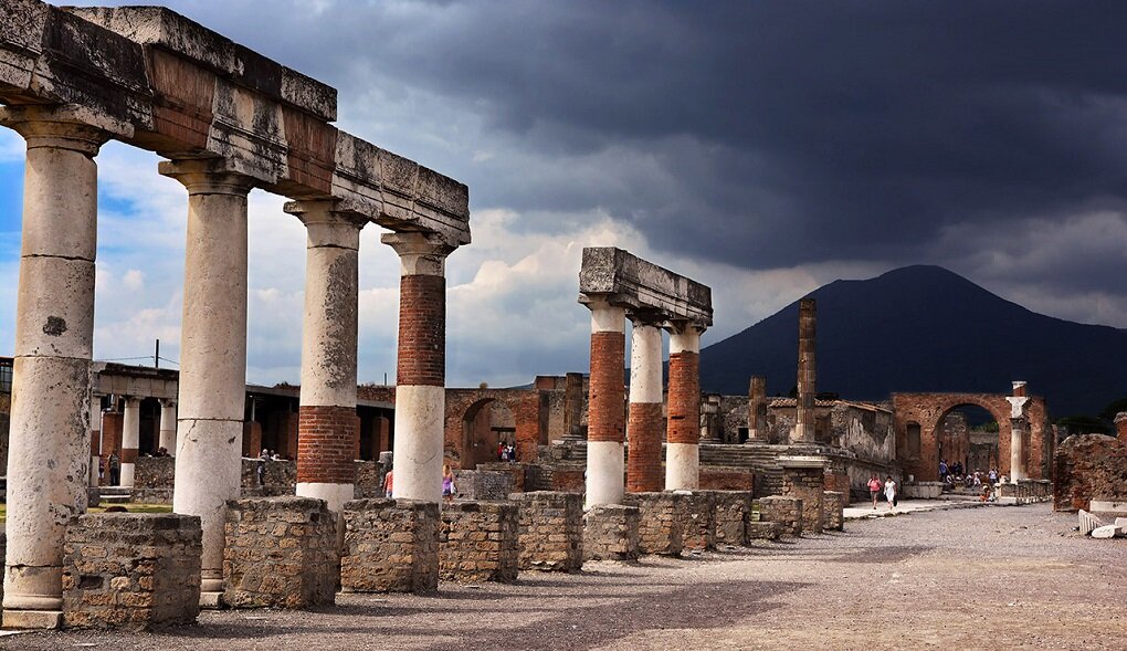 Форум Помпеи - знаменитый город, погибший под пеплом вулкана