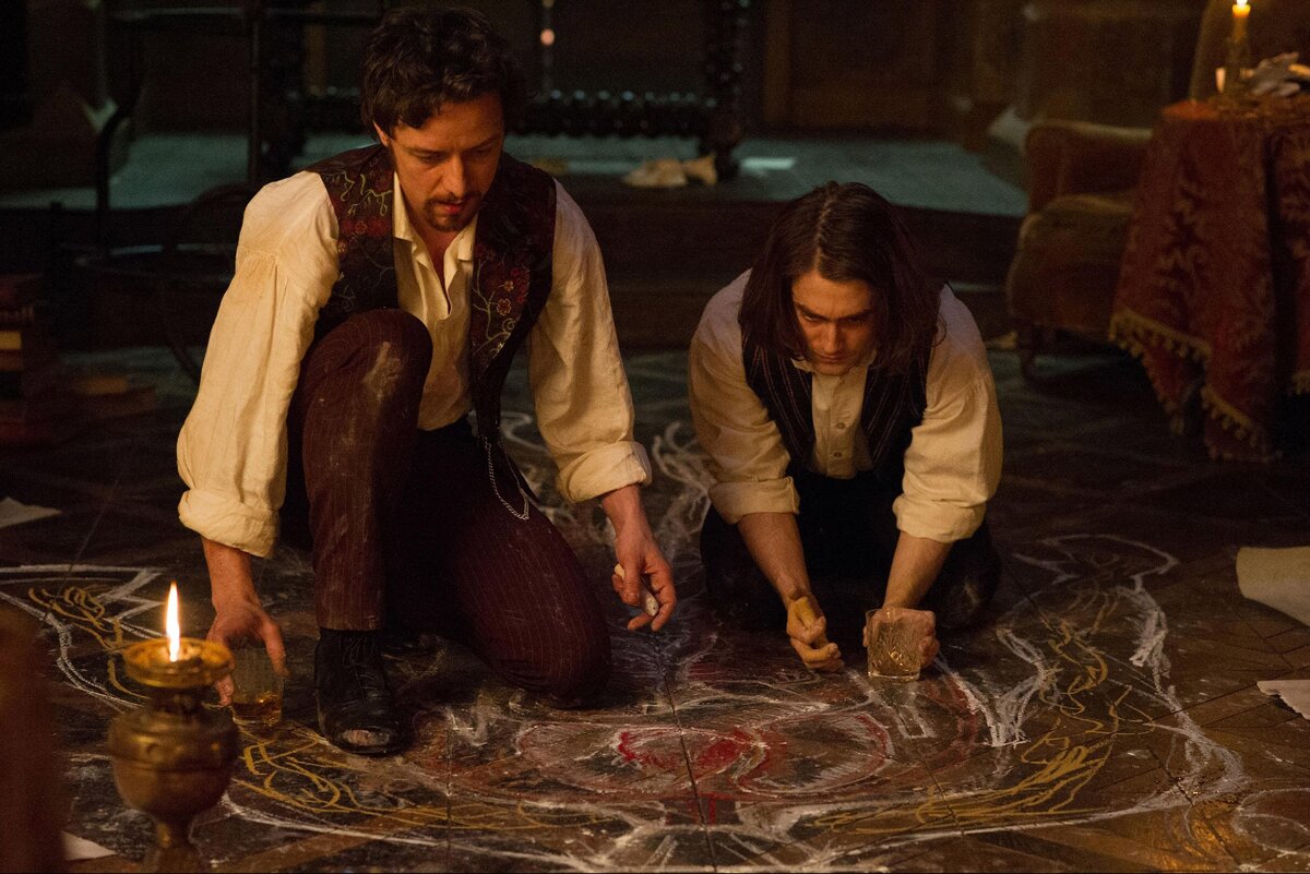 Изображение из https://www.kinopoisk.ru, Двое гениев заняты своим грандиозным проектом