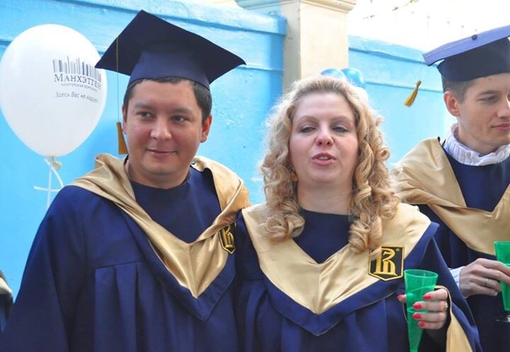 Катюша, как всегда что-то вещает :) 