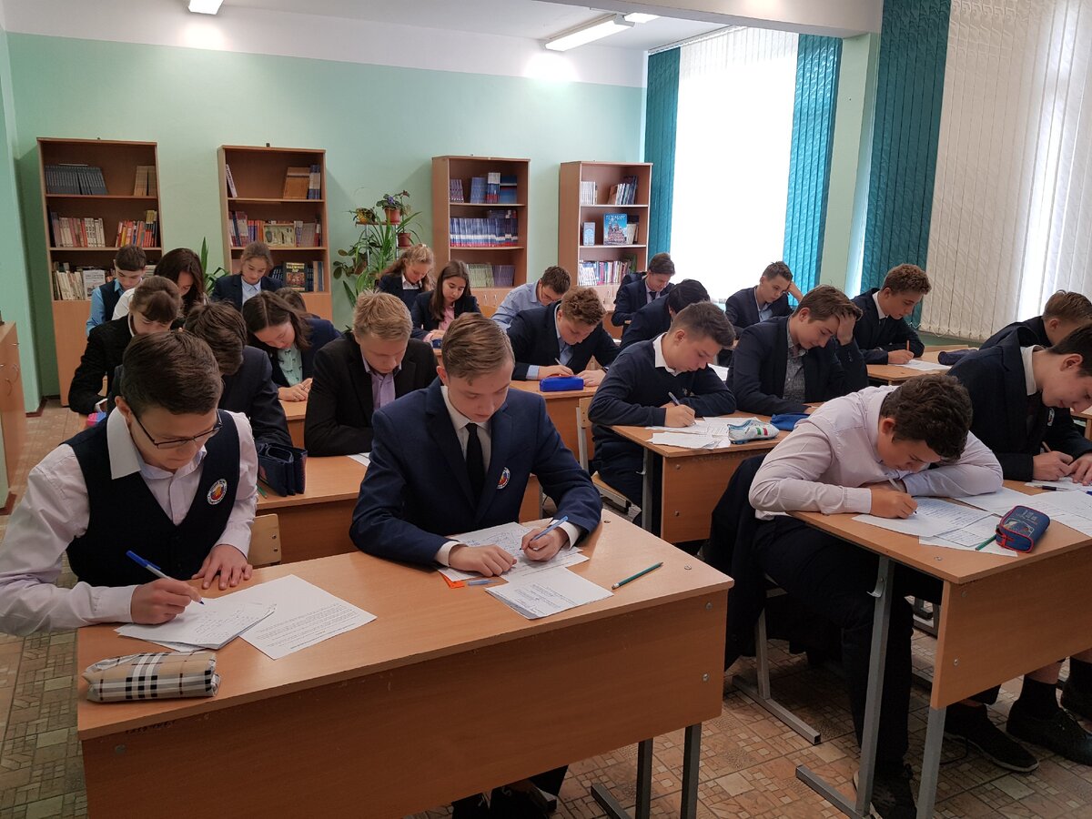 Средний заработок учителей в России