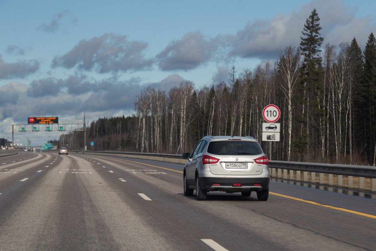 Путешественники не готовы вакцинироваться ради отпуска, но задумываются о том, чтобы пересесть на авто из-за введения QR-кодов