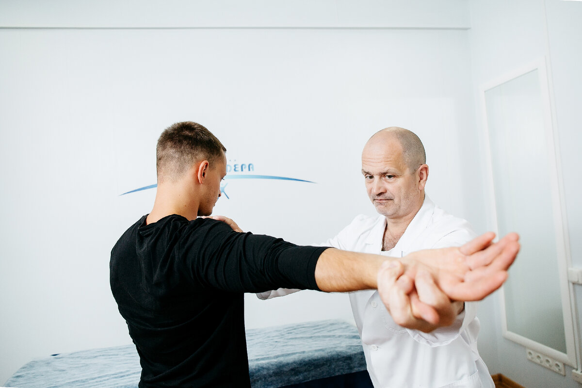 Казаков Игорь Леонидович с пациентом