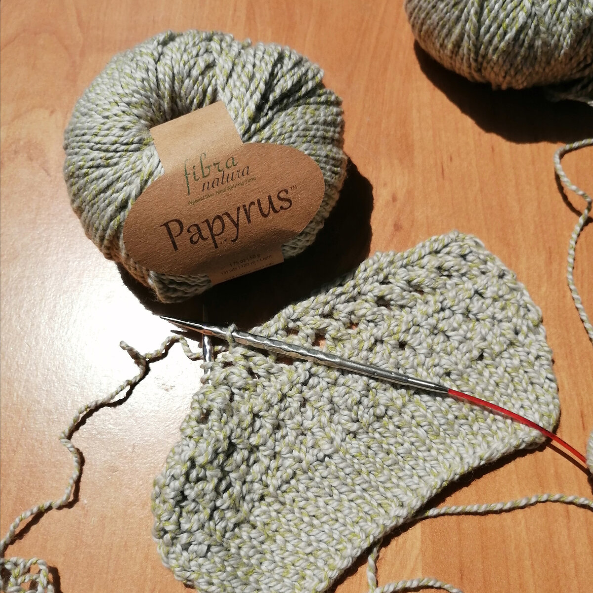 Вот он, мой образец. Дальше в галерее фото мотка поближе