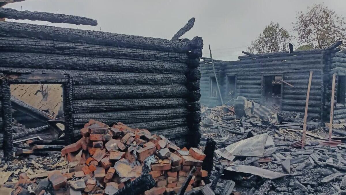    На месте пожара в селе Колбинка Томской области© Фото : прокуратура Томской области