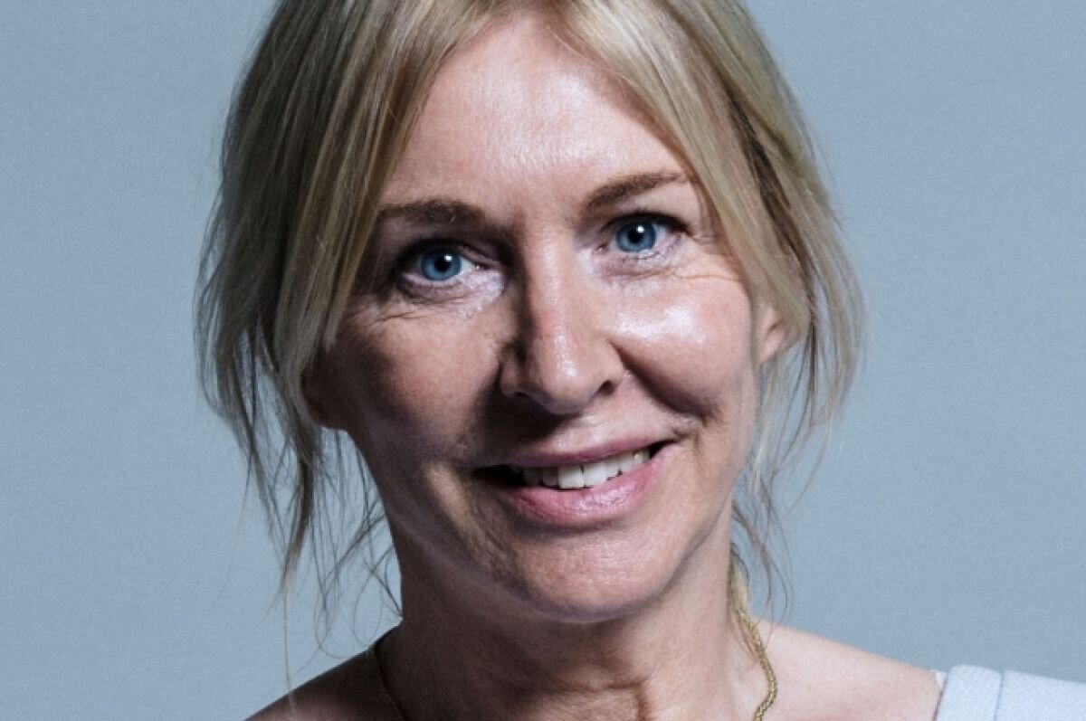    Глава Минкульта Британии ушла в отставку перед формированием нового кабмина