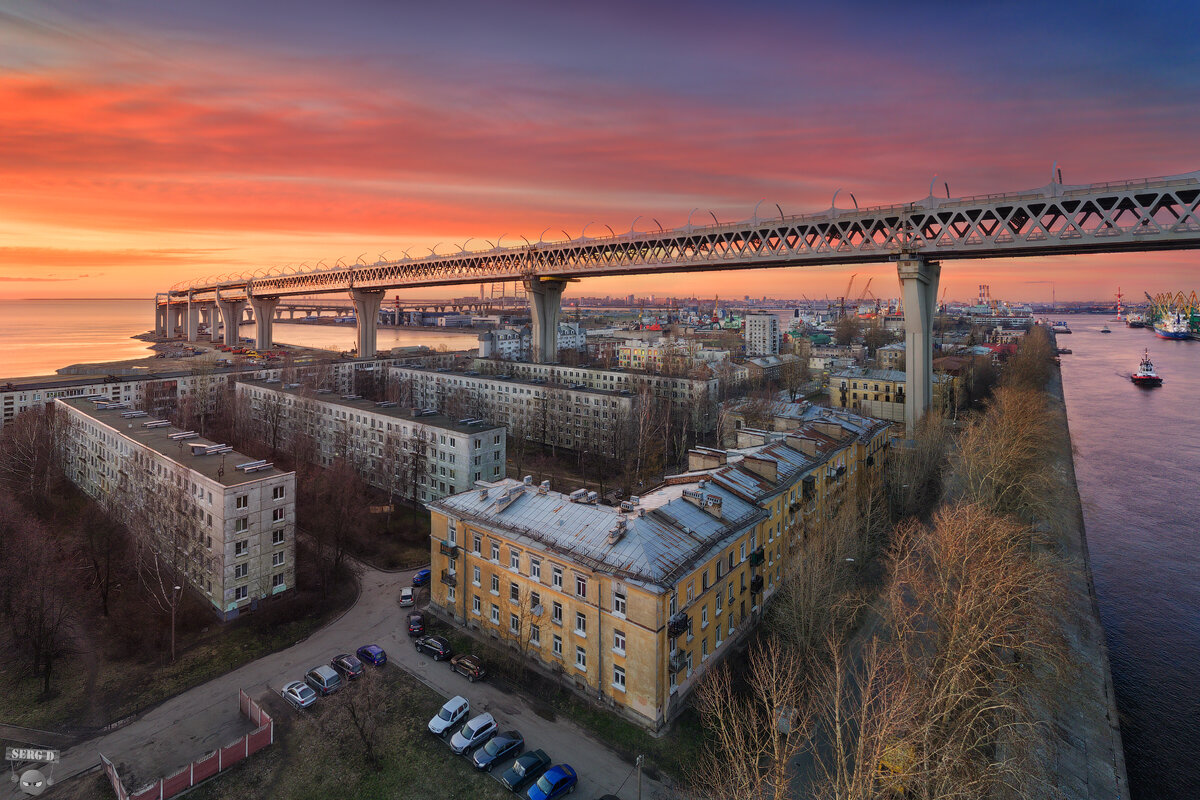 Мост над домом