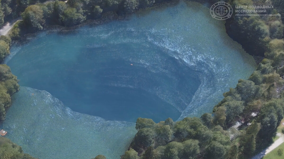 Нижнеголубое озеро Церик-кель.