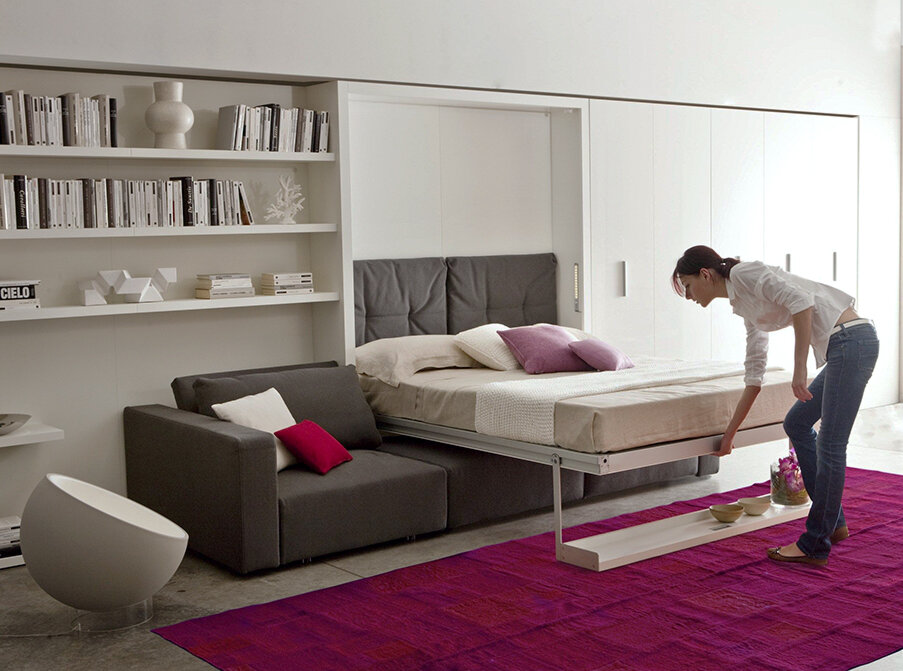 Три в одном: шкаф + диван + полноценная кровать