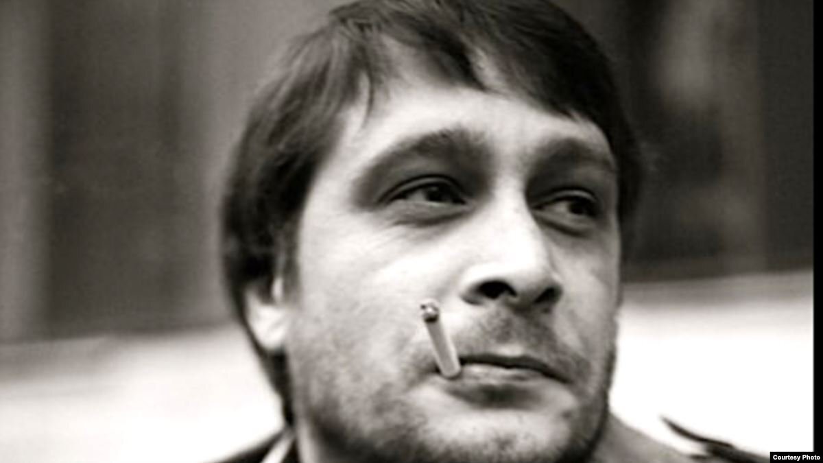 Дивное личико, не так ли? Все добродетели - на нем. 