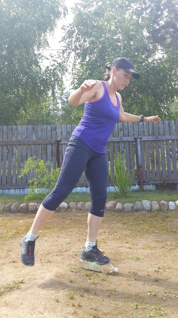 Отработка равновесия на бутылке