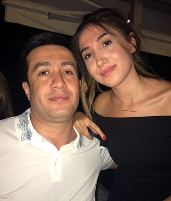 На 4 курсе университета в качестве места прохождения практики моя дочь выбрала нашу компанию. Естественно, мои регулярные разговоры дома о том, что одна из моих дочерей должна продолжить мой бизнес, подтолкнули ее на эту мысль.