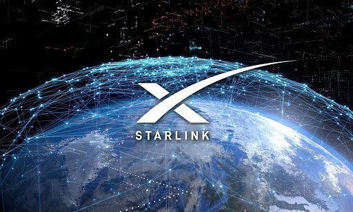 Логотип Starlink на фоне Земли