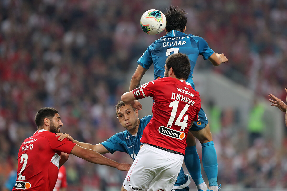 Нападение Зенита сыграло лучше защиты Спартака