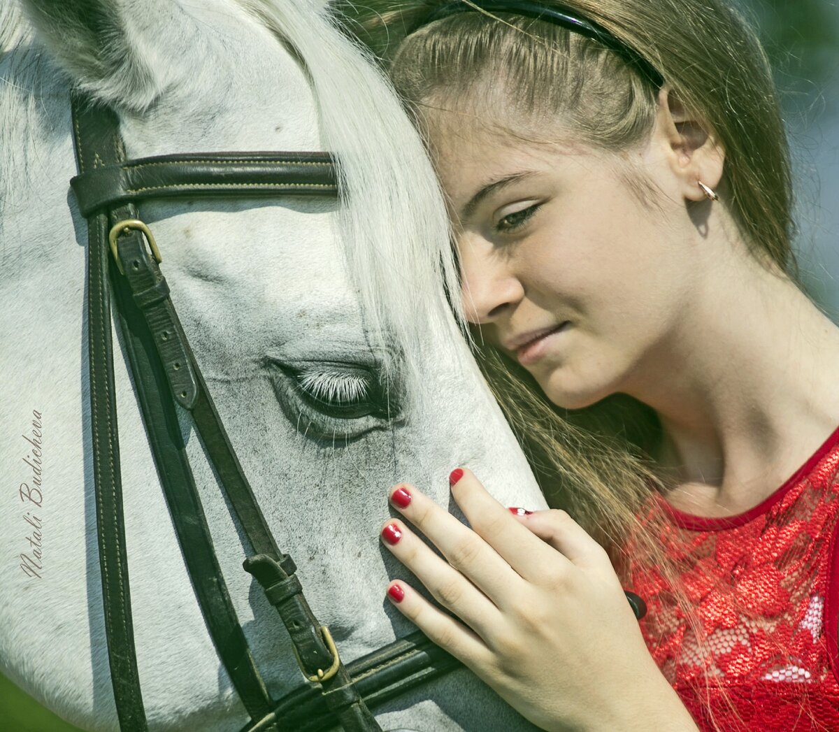 Лето в самом разгаре. Устройте себе необыкновенную фотосессию на Краснодарском ипподроме
Для вас:
✅42 гектара живописных уголков Краснодарского ипподрома;
✅25 лошадок на выбор;
✅1 000 000 идей.
P.S. коты идут бонусом
Оставить заявку на фотосессию можно по телефону: 8-918-999-80-84
