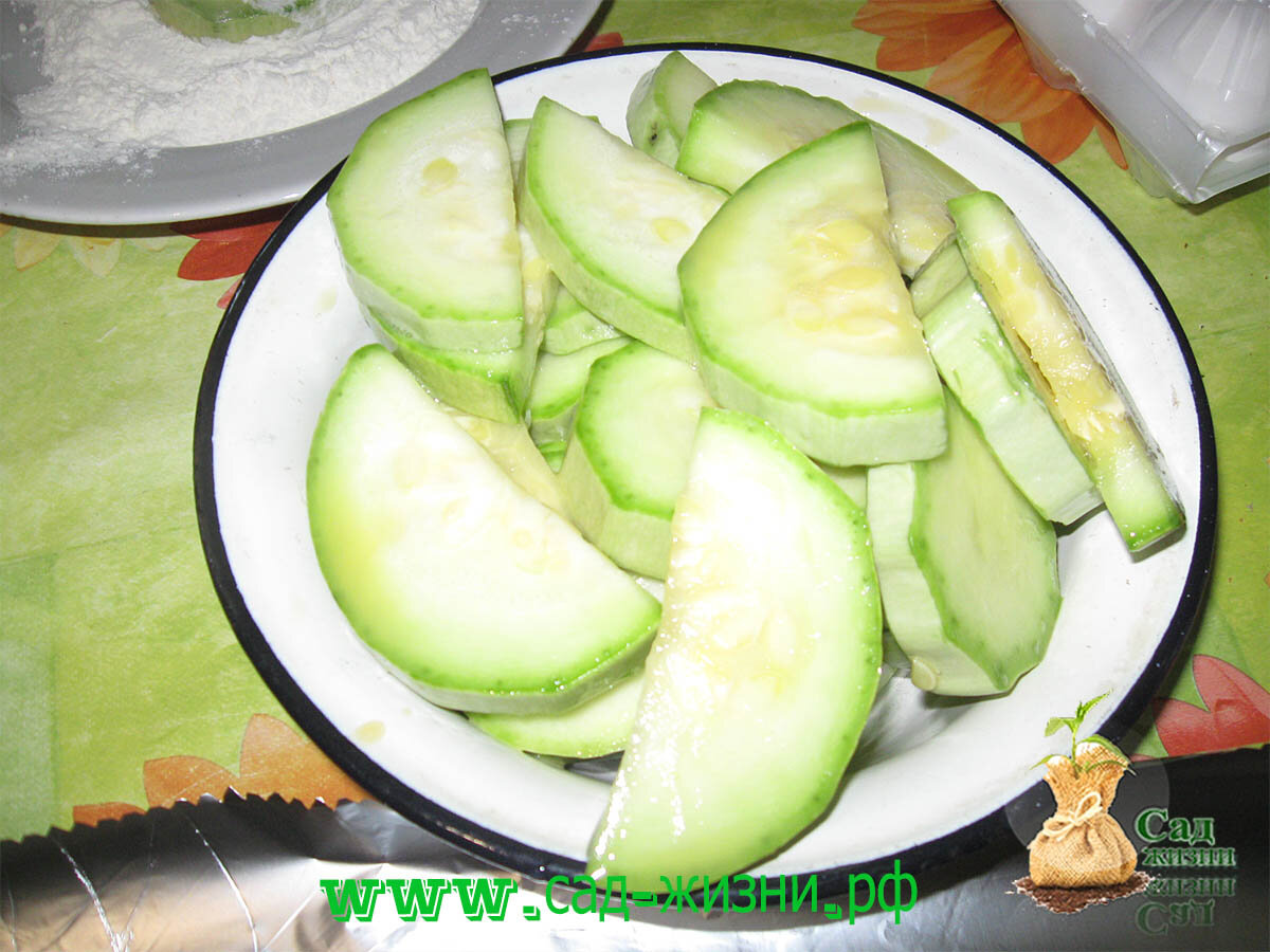 Кабачок на решетке. 