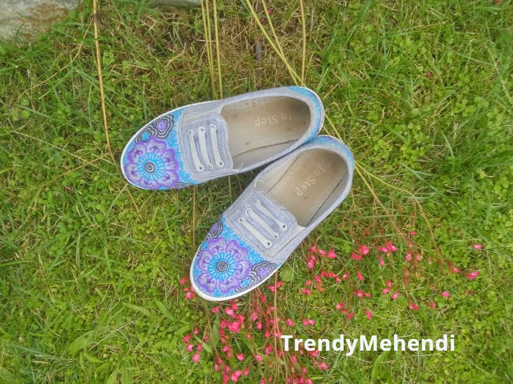 Кеды с росписью для дочки