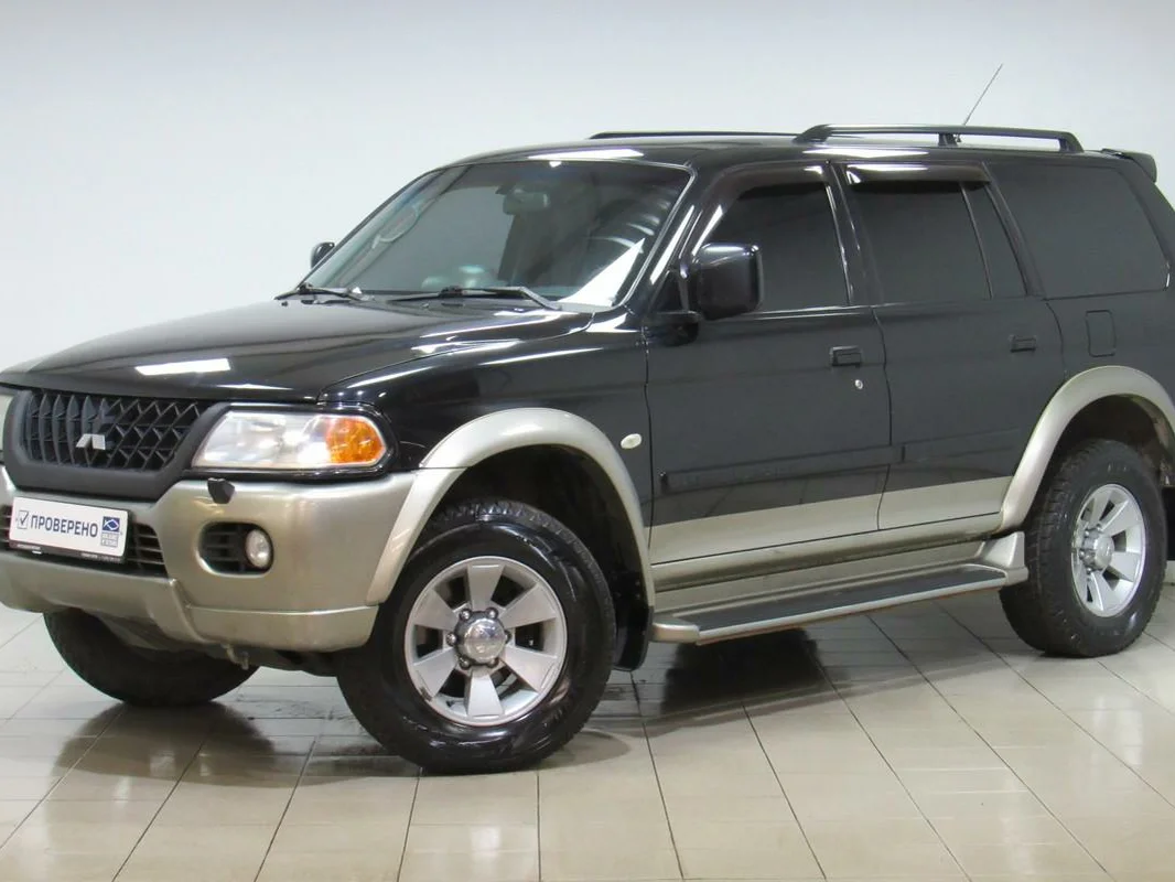 Паджеро 2004 года выпуска. Источник: Яндекс Картинки