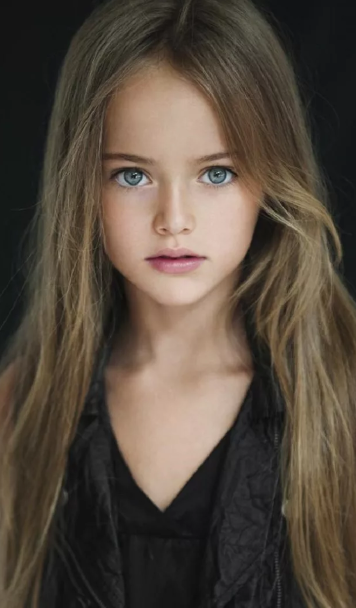 Кристина Пименова, носящая титул самой красивой девочки России, фото из открытых источников