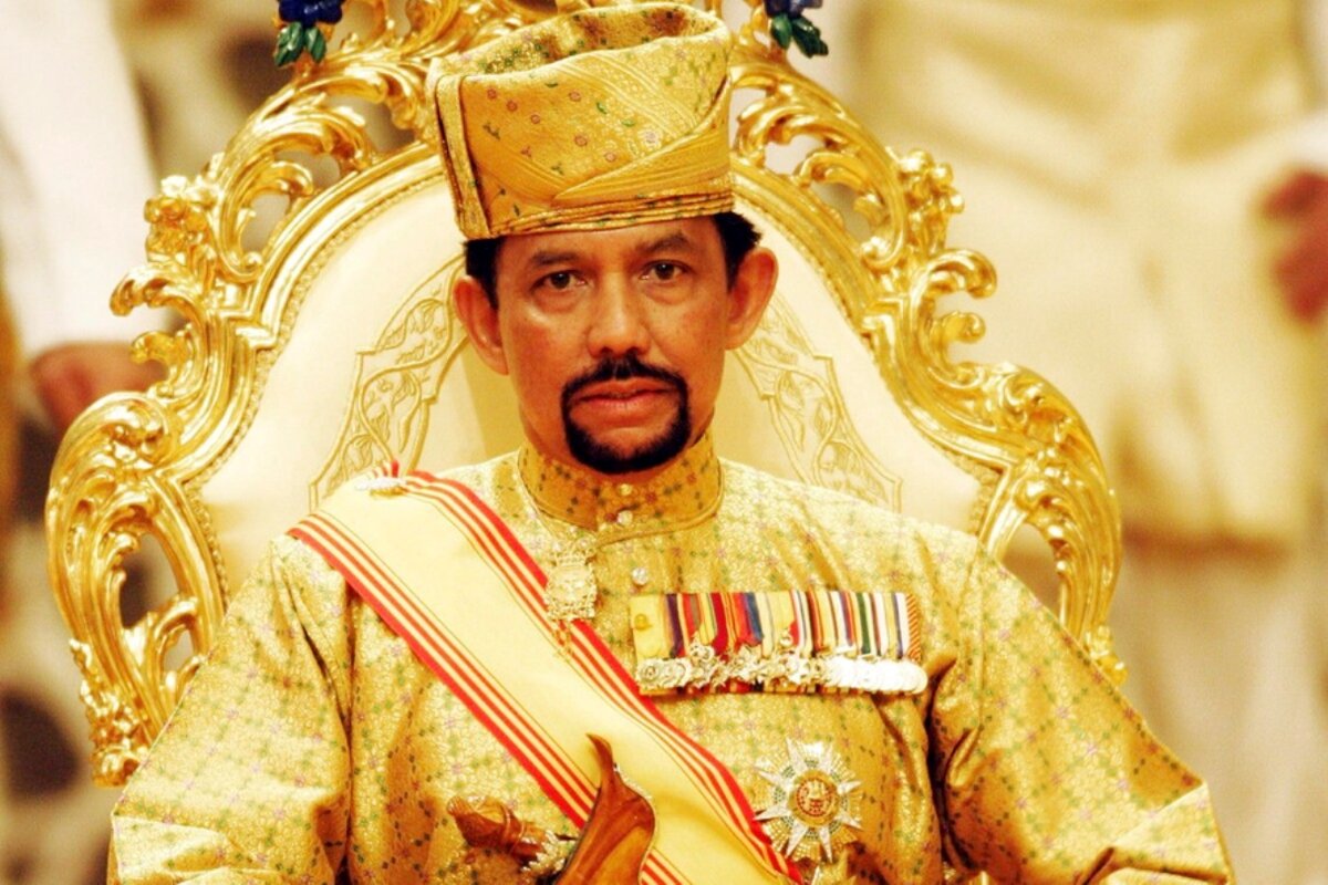 Султан Брунея Хасанал Болкиах