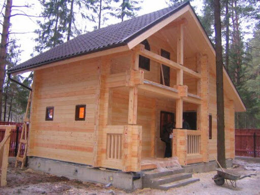 Образец дома из профилированного бруса.