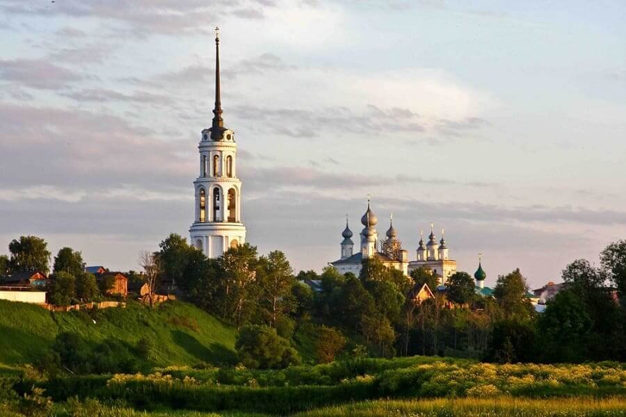 Город Шуя Воскресенский собор