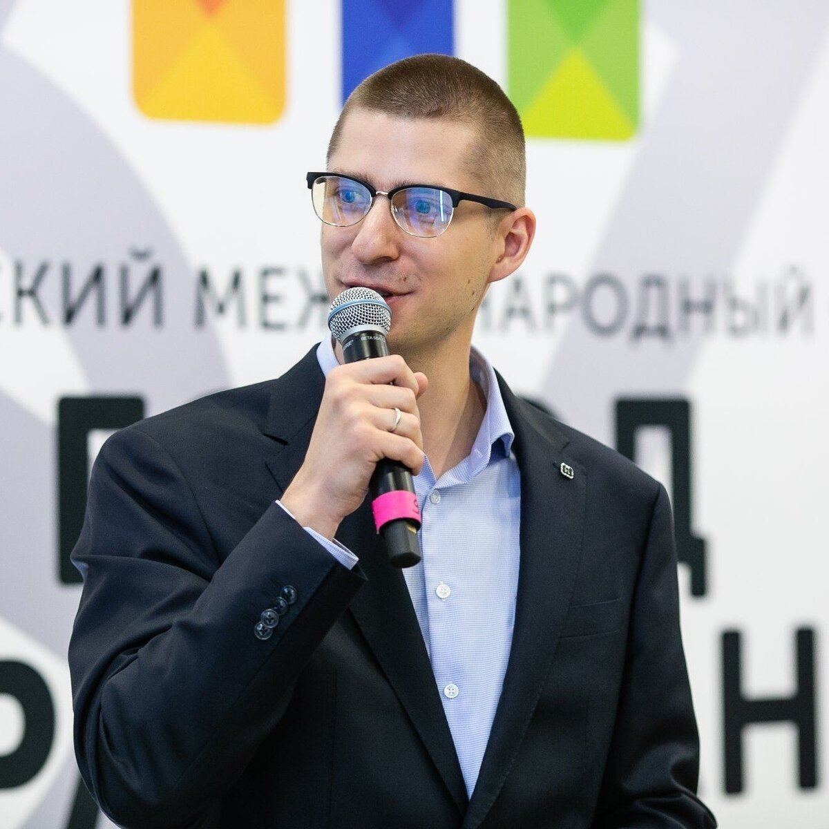 Михаил Сергеевич Попов учитель Школы № 597 «Новое поколение», лауреат конкурса «Учитель года Москвы – 2018», старший эксперт предметной комиссии ЕГЭ по математике