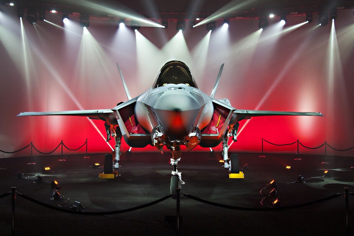 Презентация Lockheed Martin F-35 