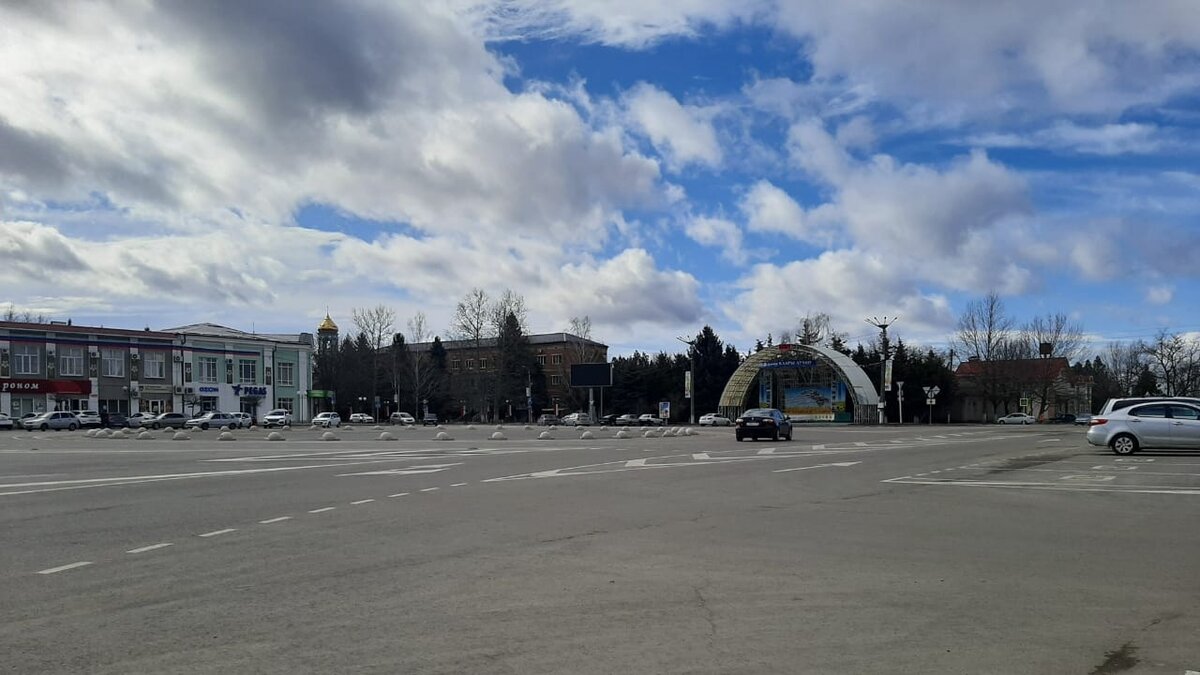 Автостанция курганинск. Станица курганная краснодарского края. Станция курганная краснодарский. Телефон вокзал курганинск. Станица курганная краснодарского края.
