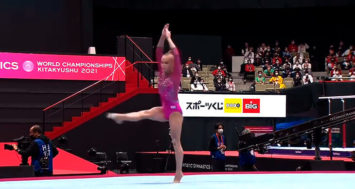 Анастасия Мельникова  -российская гимнастка выступает в вольных упражнениях.   фото: картинки  яндекса.