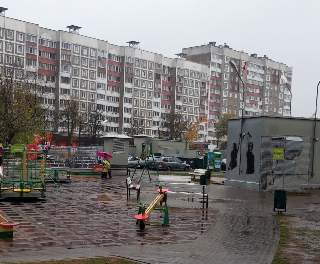 площадь Перемен год назад, тогда еще Рома был жив (фото из личного архива)