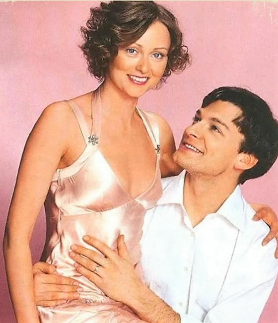  Даниила Страхова заслуженно называют одним из самых красивых мужчин кино. Однако не только яркая внешность помогла ему стать известным.-2