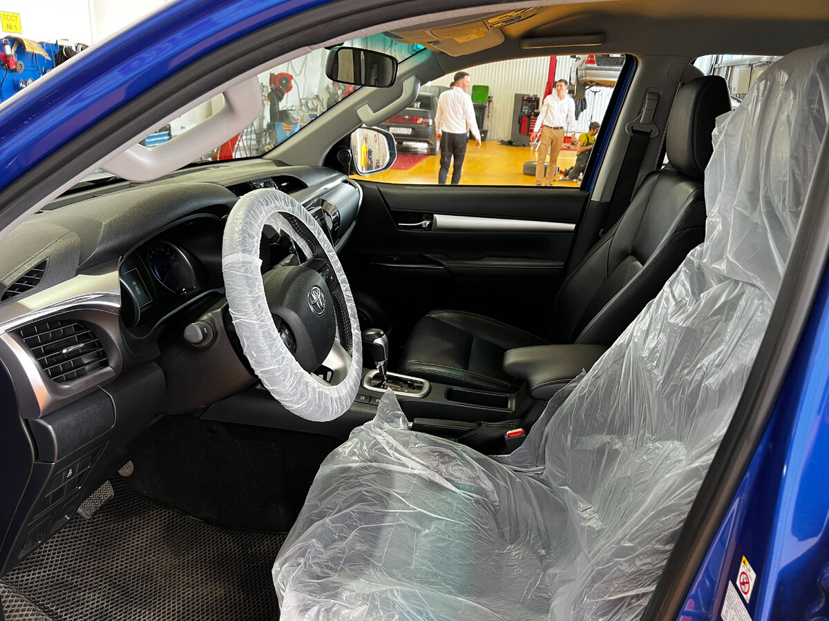 Заезд автомобиля на СТО